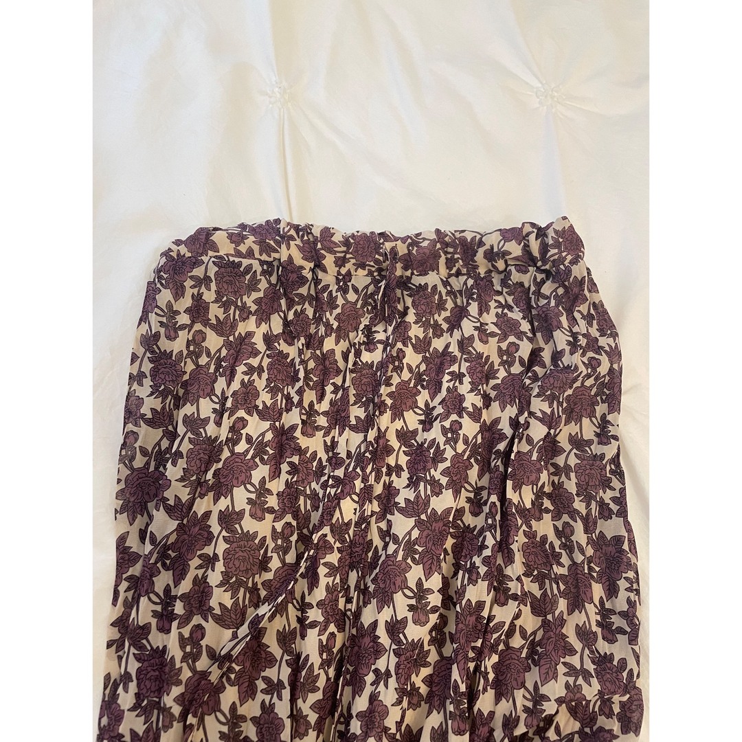 Kastane(カスタネ)の【SALE⚠️】Kastane 花柄　ロングスカート レディースのスカート(ロングスカート)の商品写真
