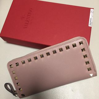 ヴァレンティノ(VALENTINO)のヴァレンティノ スタッズ 長財布(財布)