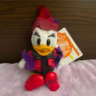 デイジーダック(デイジーダック)のディズニー ハロウィン 2017 デイジー ぬいぐるみバッジ ぬいば(キャラクターグッズ)