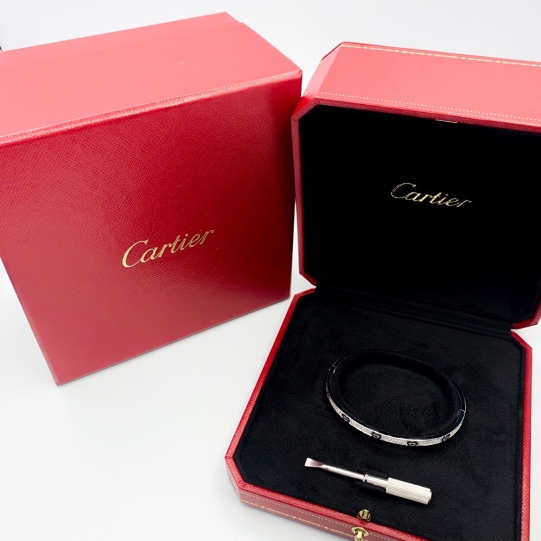 Cartier(カルティエ)の【仕上済】カルティエ ラブブレス #17 SM WG ダイヤ 17 K18WG レディース ブレスレット CARTIER レディースのアクセサリー(ブレスレット/バングル)の商品写真