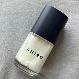 シロ(shiro)のSHIRO 酒かすネイル美容液　新品未使用(ネイルケア)