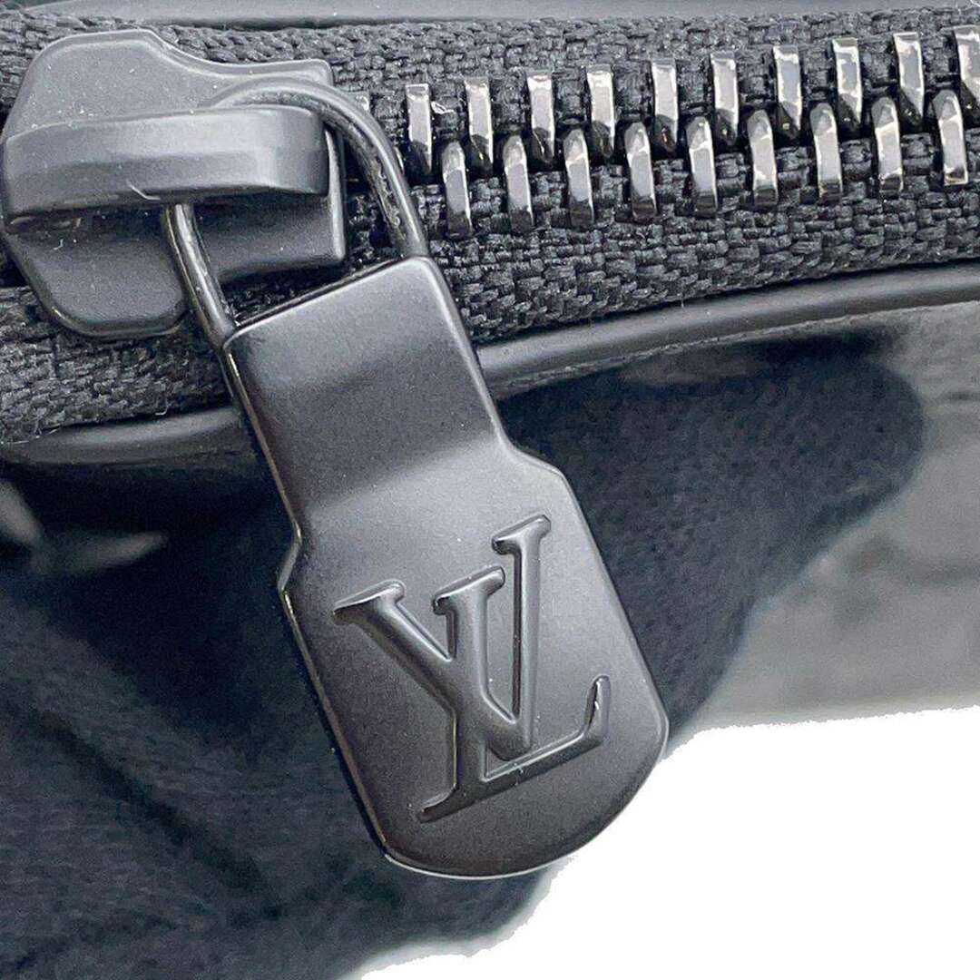 ルイヴィトン クラッチバッグ モノグラム シャドウ ポシェット・トゥ・ゴー M81570 LOUIS VUITTON メンズ 黒