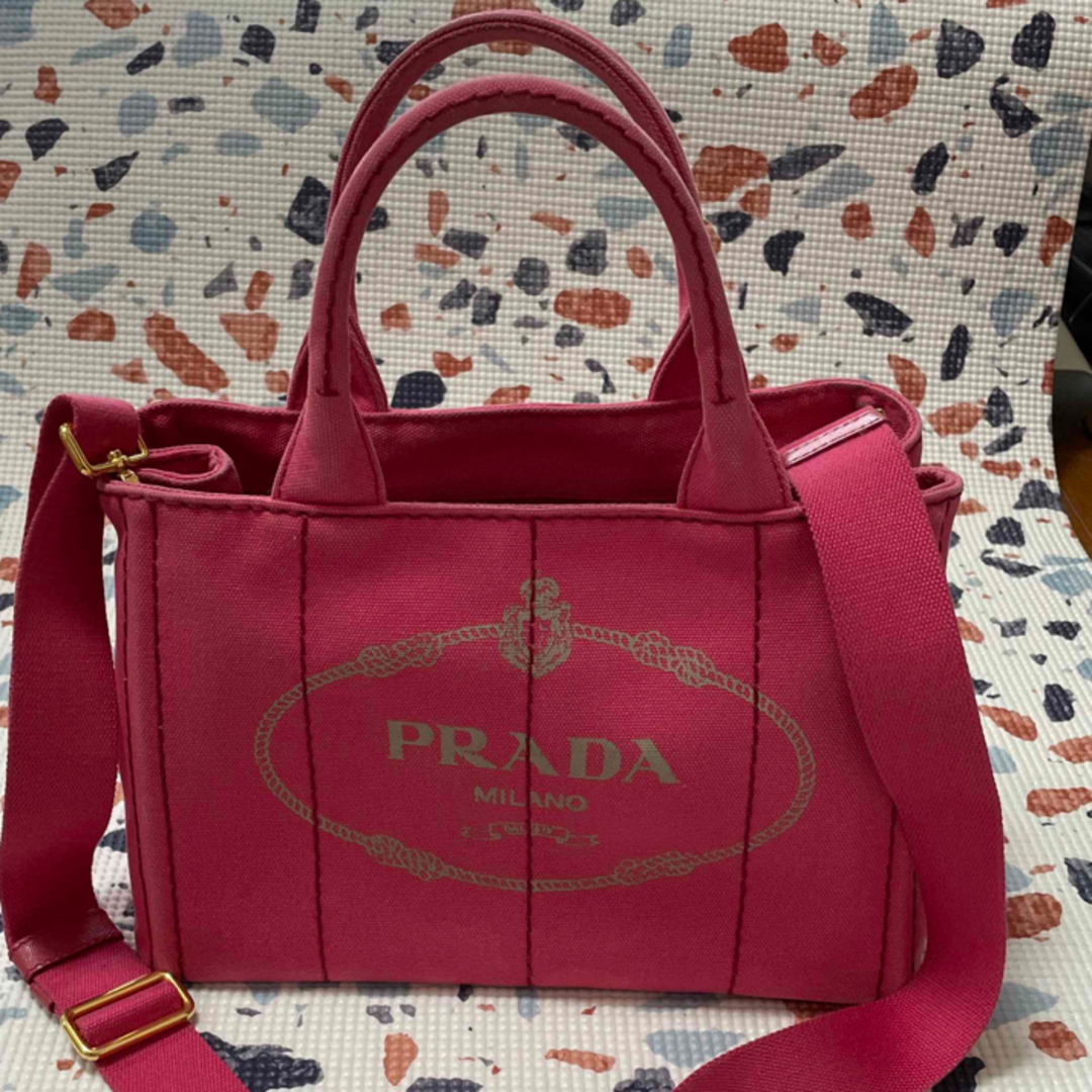 PRADA(プラダ)のPRADA プラダ カパナトートバッグ ショルダーバッグ レディースのバッグ(ショルダーバッグ)の商品写真