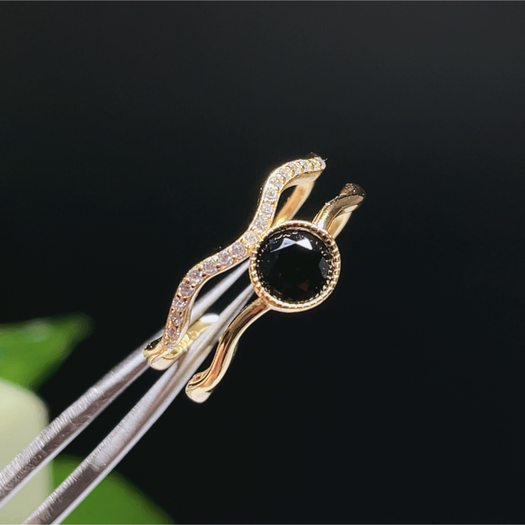 【超美品】ブラックスピネル　尖晶石　リング　指輪　天然石　2 レディースのアクセサリー(リング(指輪))の商品写真