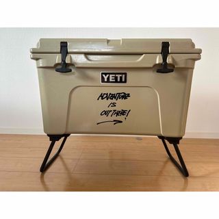 YETI - YETI TUNDRA45 COLOR:TAN バリスティクス脚付の通販｜ラクマ