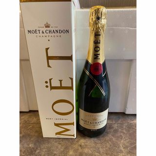 モエエシャンドン(MOËT & CHANDON)の未開栓 モエシャンドン MOET IMPERIAL 箱付き(シャンパン/スパークリングワイン)