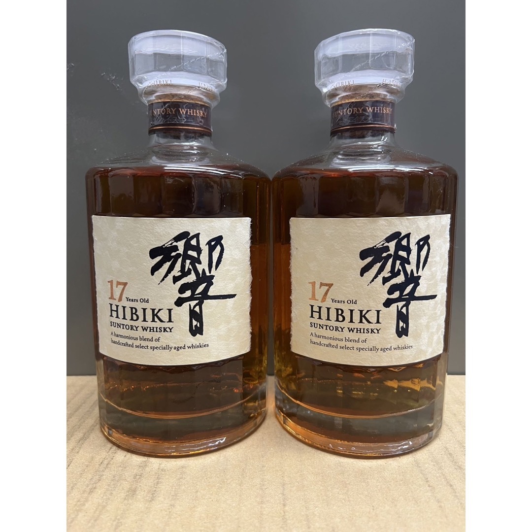 2本未開栓　サントリー ウイスキー 響 17年 700ml 43%