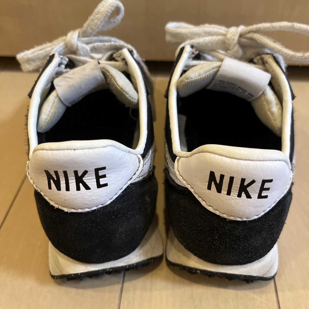 NIKE(ナイキ)のNIKE ナイキ　キッズスニーカー　17㎝ キッズ/ベビー/マタニティのキッズ靴/シューズ(15cm~)(スニーカー)の商品写真