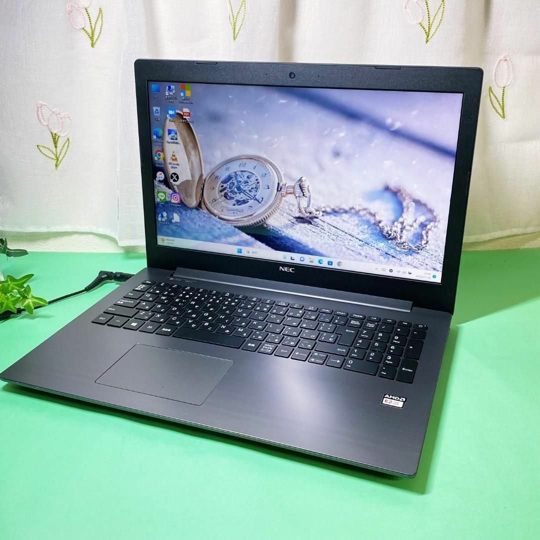 NEC - B3 美品⭐️Win11⭐️新品SSD⭐️カメラ付き⭐️NEC薄型ノート