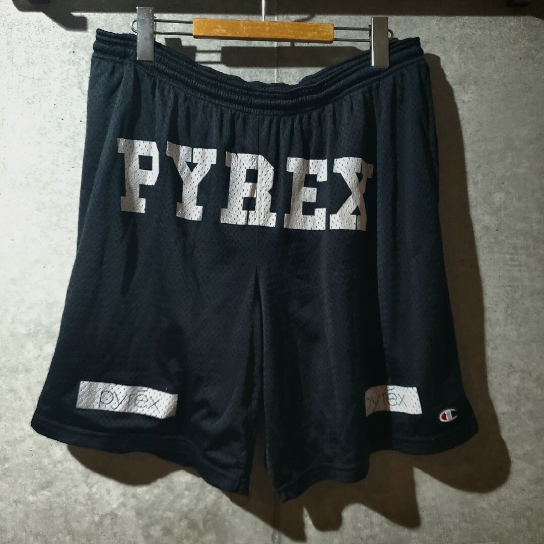 PYREX VISION GYM Shorts 希少サイズ XL 正規品 - ショートパンツ