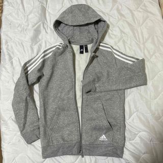 アディダス(adidas)のadidas 起毛パーカー　150cm(ジャケット/上着)