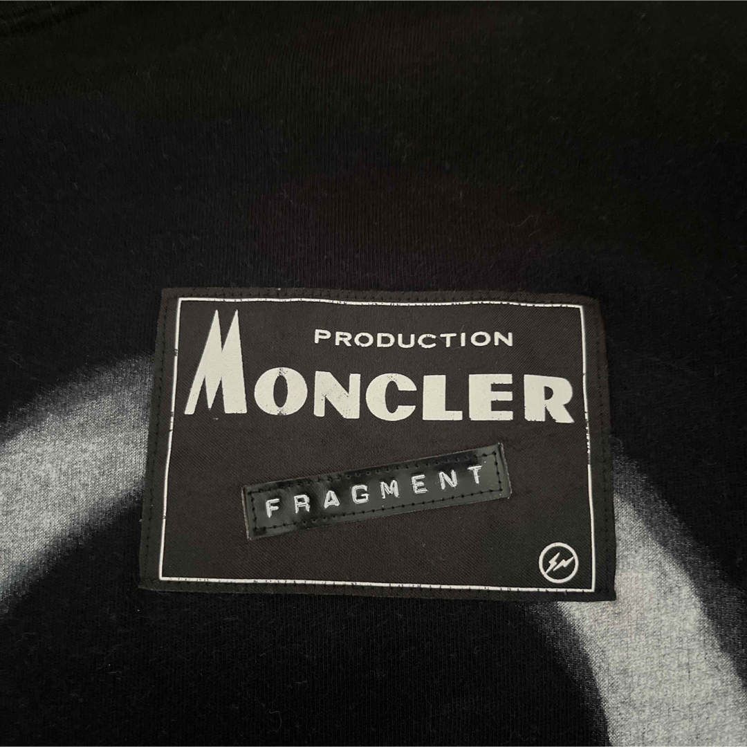 FRAGMENT(フラグメント)のMONCLER FRAGMENT ロゴTシャツ　Lサイズ メンズのトップス(Tシャツ/カットソー(半袖/袖なし))の商品写真