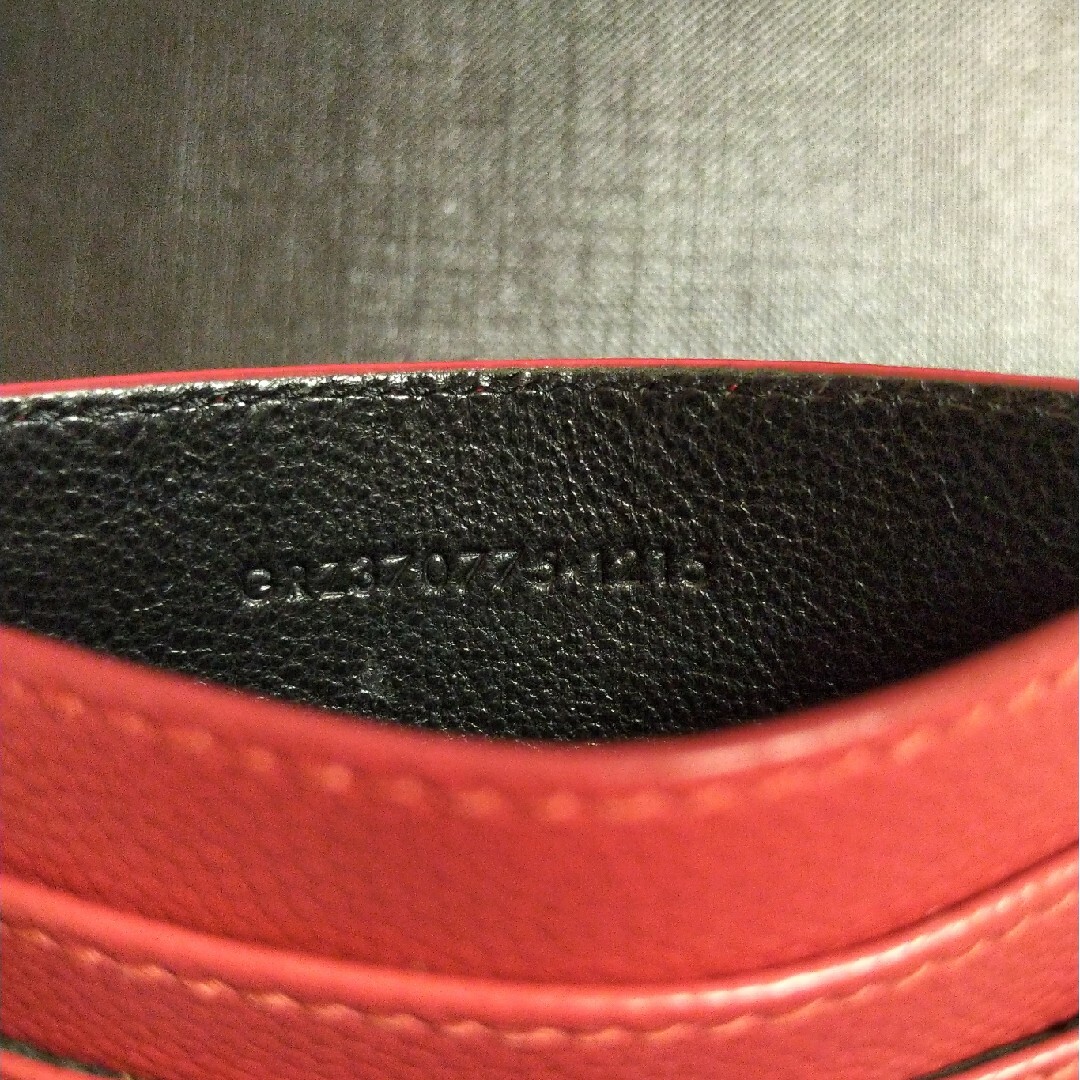 Saint Laurent(サンローラン)のSAINT　LAURENT　カードケース　RED その他のその他(その他)の商品写真