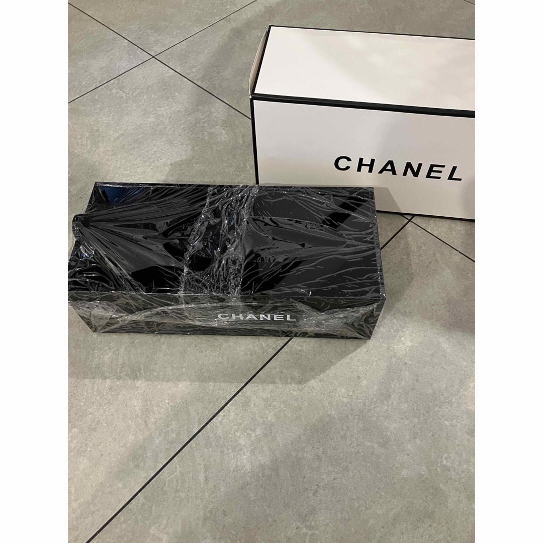 CHANEL - CHANEL ノベルティ ティッシュケースの通販 by しるく's shop