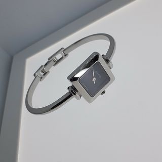 グッチ 黒 腕時計(レディース)の通販 1,000点以上 | Gucciのレディース