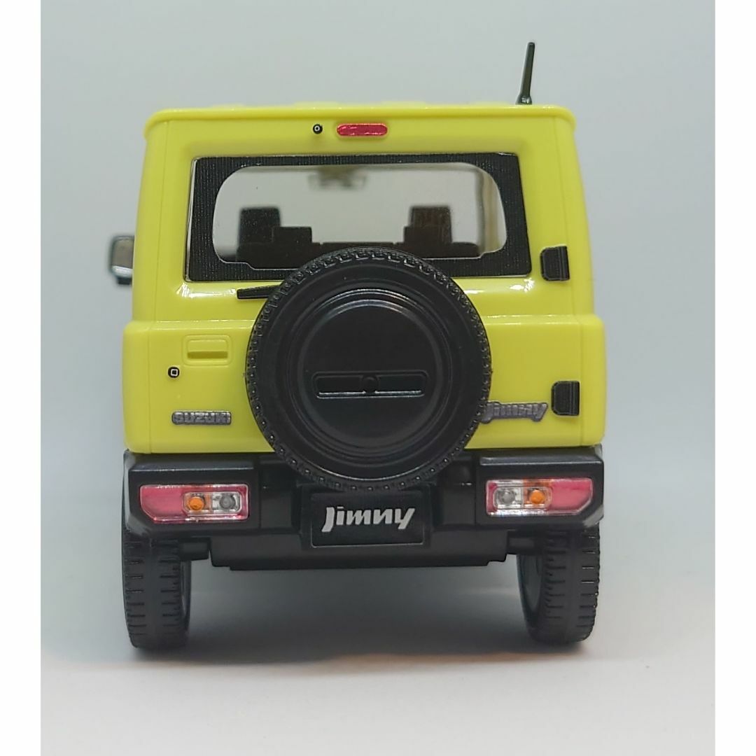 スズキ(スズキ)のスズキ ジムニー 1/32スケール模型 エンタメ/ホビーのおもちゃ/ぬいぐるみ(模型/プラモデル)の商品写真