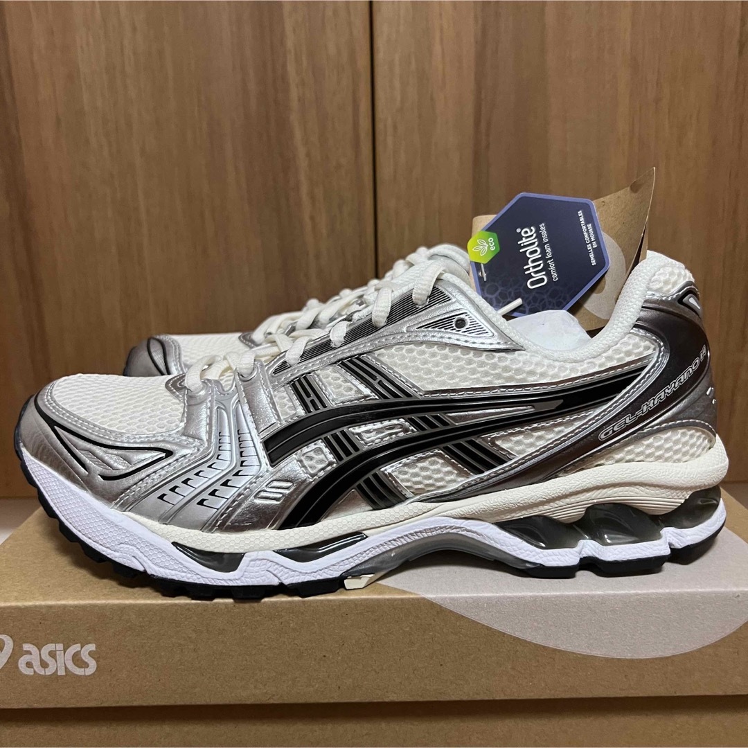 asics(アシックス)のASICS GEL-KAYANO 14 アシックス ゲルカヤノ 26.0cm メンズの靴/シューズ(スニーカー)の商品写真