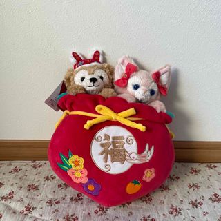 上海ディズニー❤️新春 旧正月 ダッフィー&リーナベル クッション