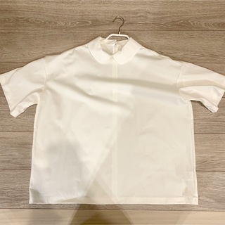 yori 襟つきカットソー　ホワイト(カットソー(半袖/袖なし))