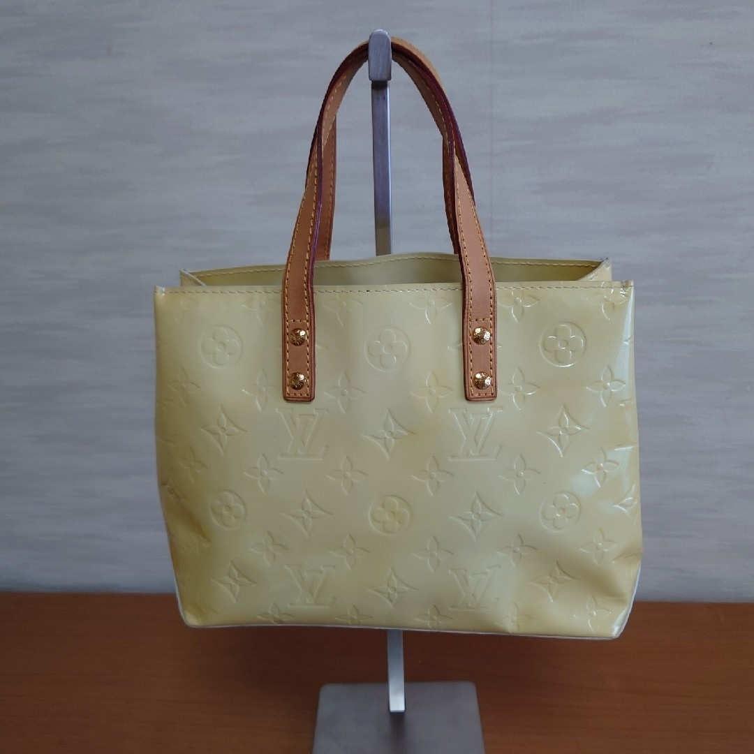 LOUIS VUITTON モノグラムヴェルニ リードPMペルル ルイヴィトン