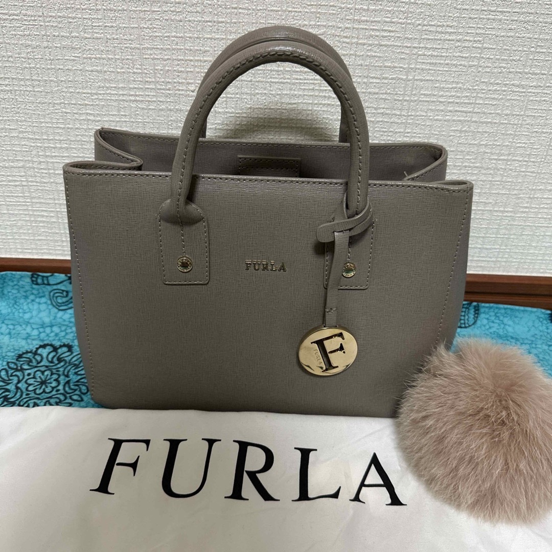 FURLA ハンドバッグ　ショルダーバックハンドバッグ