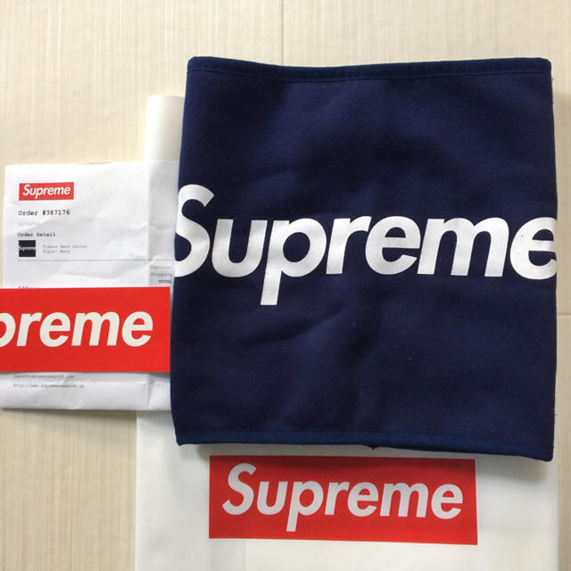 Supreme 新品同様 Supreme ネックウォーマー ネイビー Neck Box Logoの通販 By Ssswagger S Shop シュプリームならラクマ