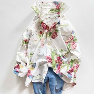 H.A.K(シャツ/ブラウス(長袖/七分))のフリマアイテム一覧 H.A.K(シャツ/ブラウス(長袖/七分))のフリマアイテム一覧