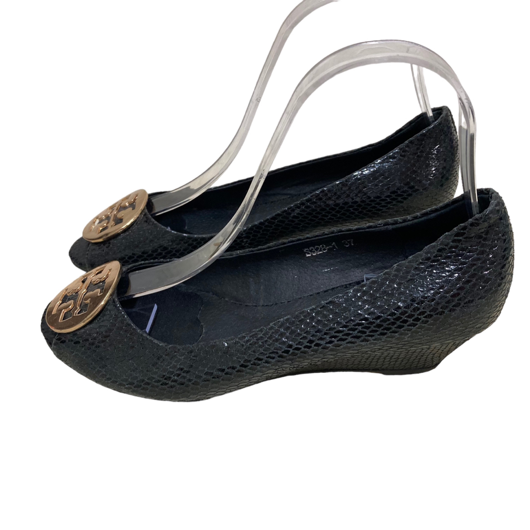 Tory Burch(トリーバーチ)のトリーバーチ オープントゥパンプス 37 約23.5cm ブラックAL305 レディースの靴/シューズ(ハイヒール/パンプス)の商品写真