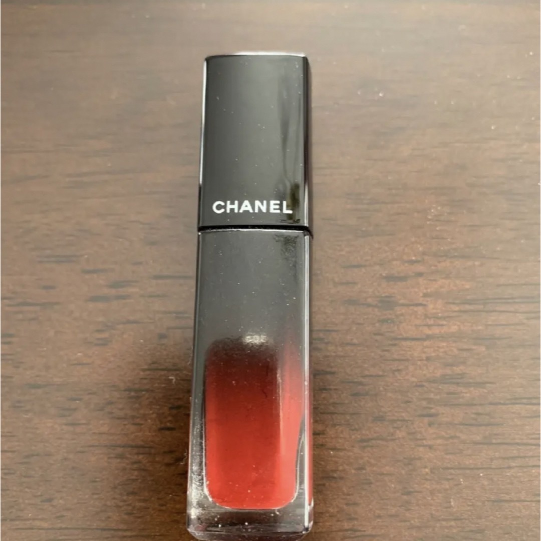 CHANEL(シャネル)のシャネル ルージュ アリュール ラック❤️74 コスメ/美容のベースメイク/化粧品(口紅)の商品写真