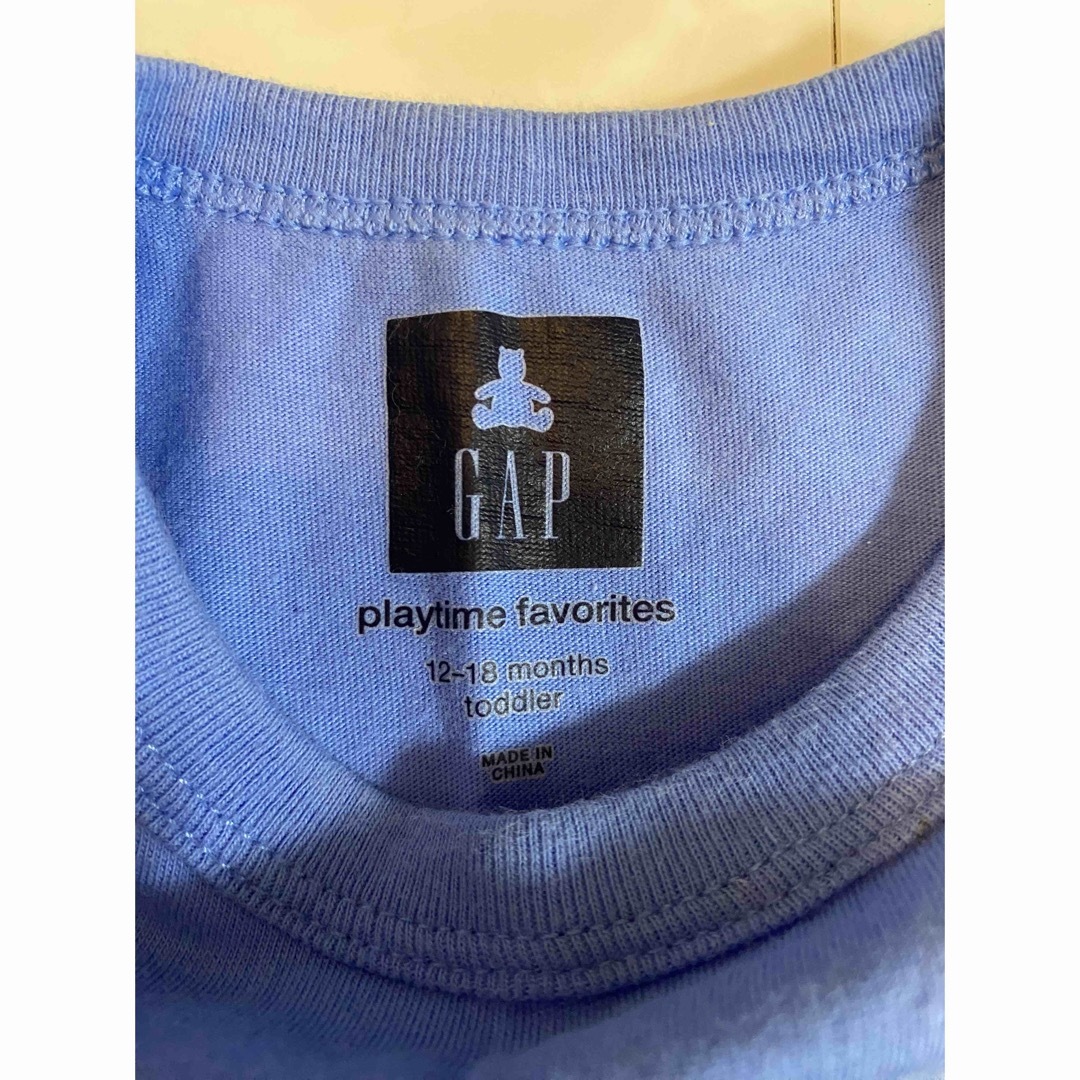 babyGAP(ベビーギャップ)のベビーギャップ 重機 Tシャツ キッズ/ベビー/マタニティのベビー服(~85cm)(Ｔシャツ)の商品写真