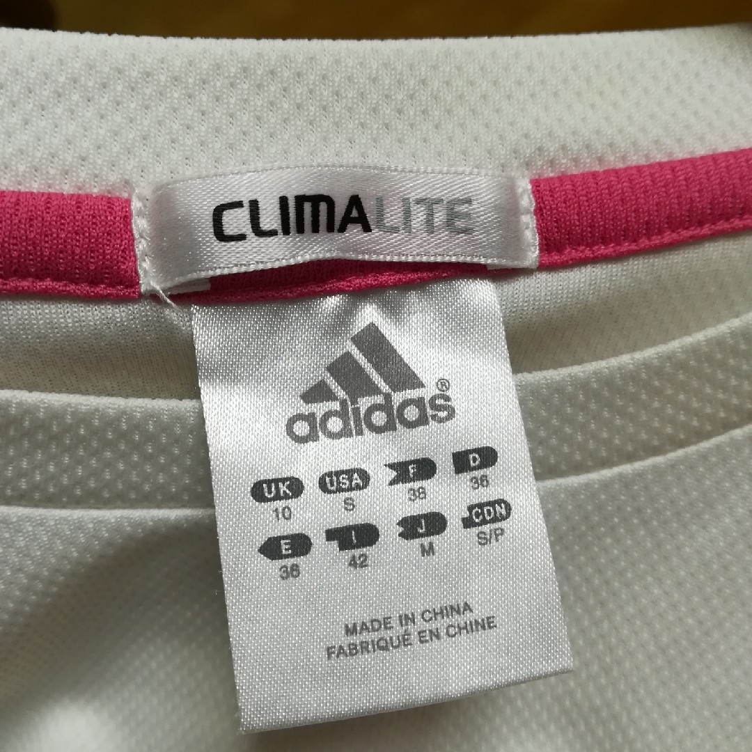 adidas(アディダス)の✨adidas アディダス ピンク色のTシャツMサイズ レディースのトップス(Tシャツ(半袖/袖なし))の商品写真