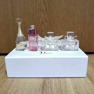 クリスチャンディオール(Christian Dior)のクリスチャンディオール  Christian Dior　ミニ香水　４点セット(香水(女性用))