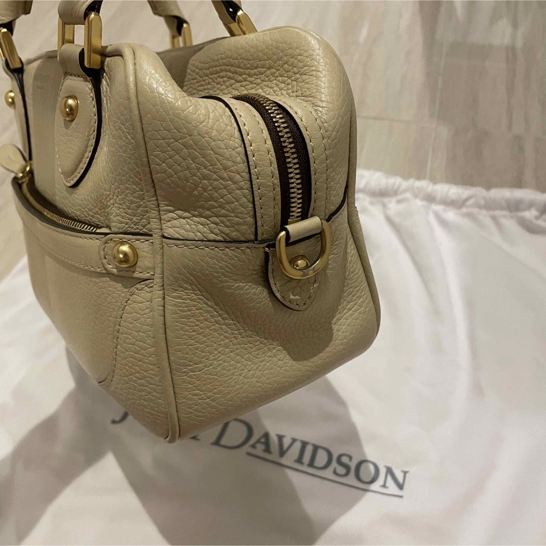 J&M DAVIDSON(ジェイアンドエムデヴィッドソン)の【美品✨】J&M Davidson baby mia ベイビーミア　グレージュ レディースのバッグ(ハンドバッグ)の商品写真