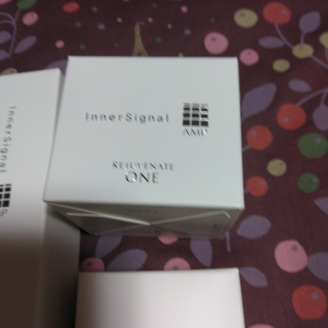 InnerSignal（Otsuka Pharmaceutical）(インナーシグナル)のインナーシグナル3点セット コスメ/美容のスキンケア/基礎化粧品(化粧水/ローション)の商品写真