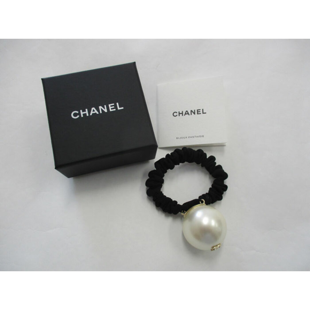 シャネル CHANEL ヘアゴム シュシュ パール ココマーク アクセサリー シャネル CHANEL ヘアゴム シュシュ パール ココマーク アクセサリー