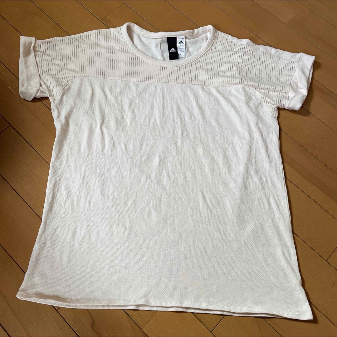 adidas(アディダス)のadidas ロールアップ袖　Tシャツ レディースのトップス(Tシャツ(半袖/袖なし))の商品写真