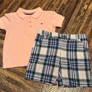 トミーヒルフィガー(TOMMY HILFIGER)のbaiya トミーヒルフィガー　80 ピンク　チェック　青　上下セット　男の子(Ｔシャツ)