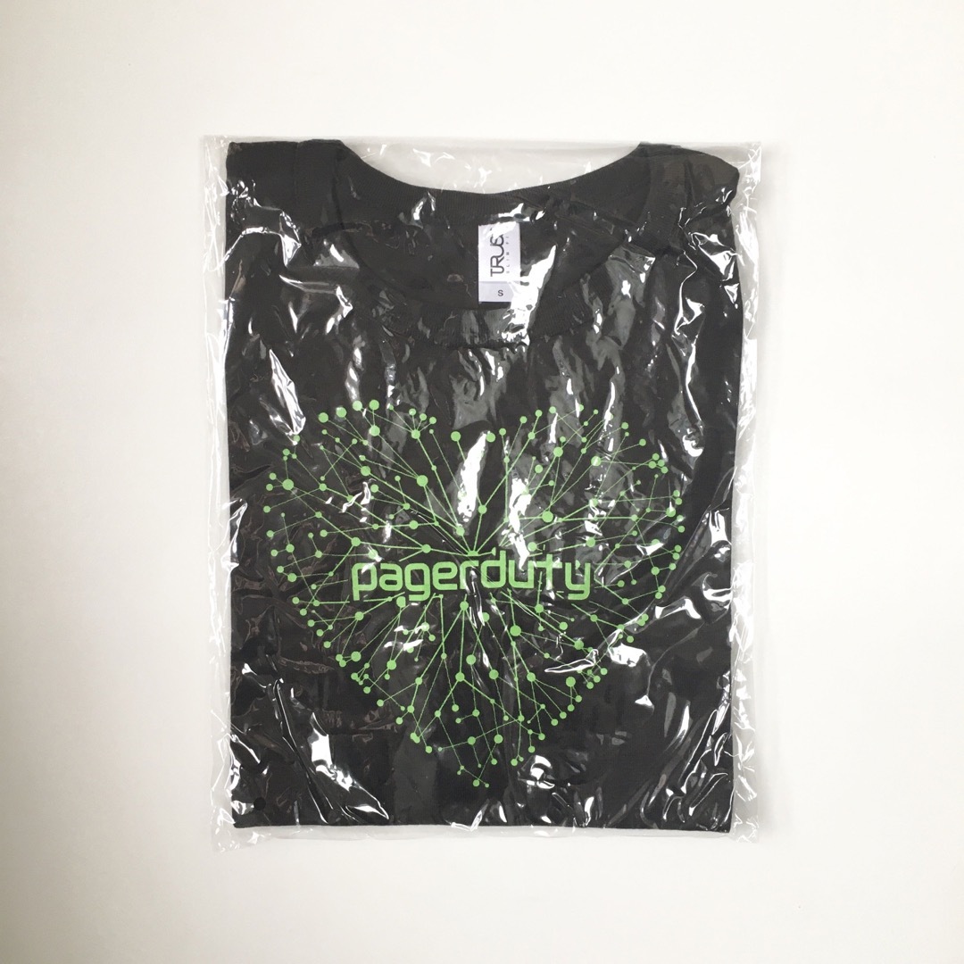 ノベルティ Tシャツ S チャコールグレー アメリカ メンズのトップス(Tシャツ/カットソー(半袖/袖なし))の商品写真