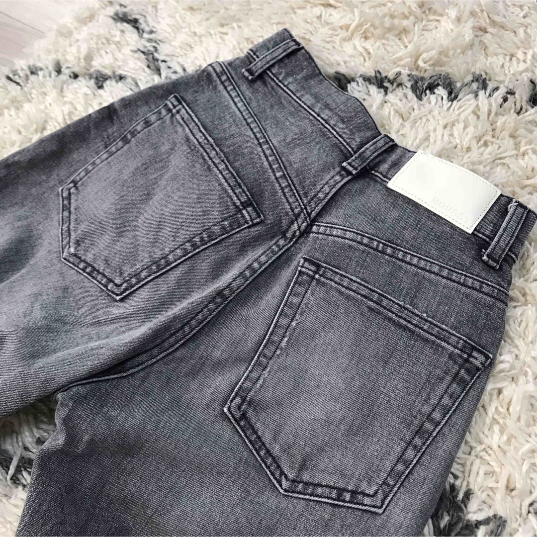 moussy(マウジー)のmoussy ハイウエストストレートデニムパンツ SLY rienda GYDA レディースのパンツ(デニム/ジーンズ)の商品写真