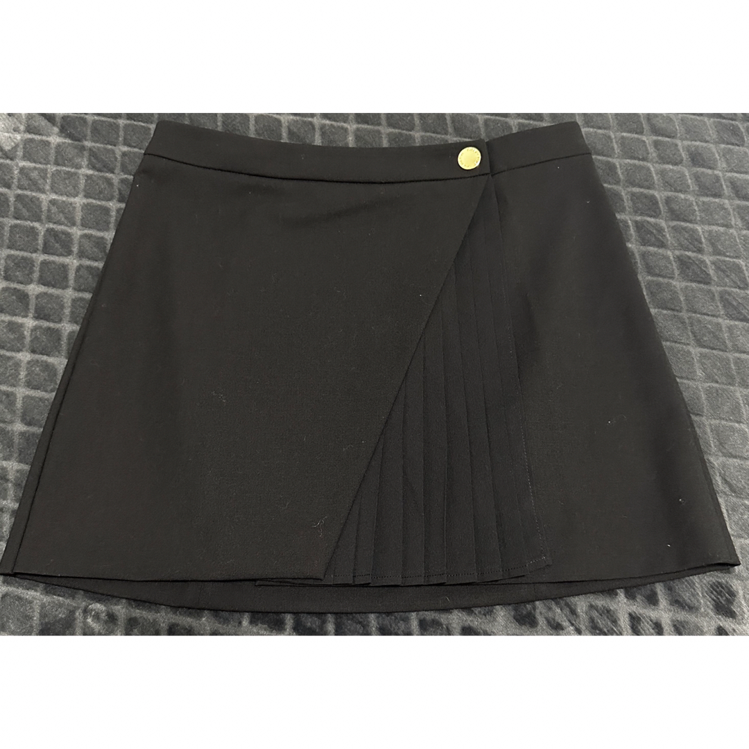 PATRIZIA PEPE(パトリツィアペペ)の【超美品】PATRIZIA PEPEスカート42センチL相当　黒 レディースのスカート(ミニスカート)の商品写真