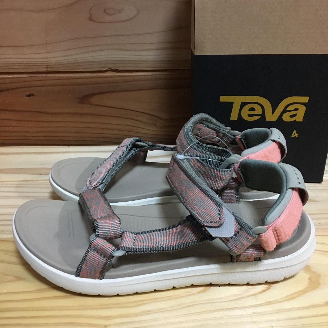 Teva  サンダル  ブラック  38  未使用品靴/シューズ