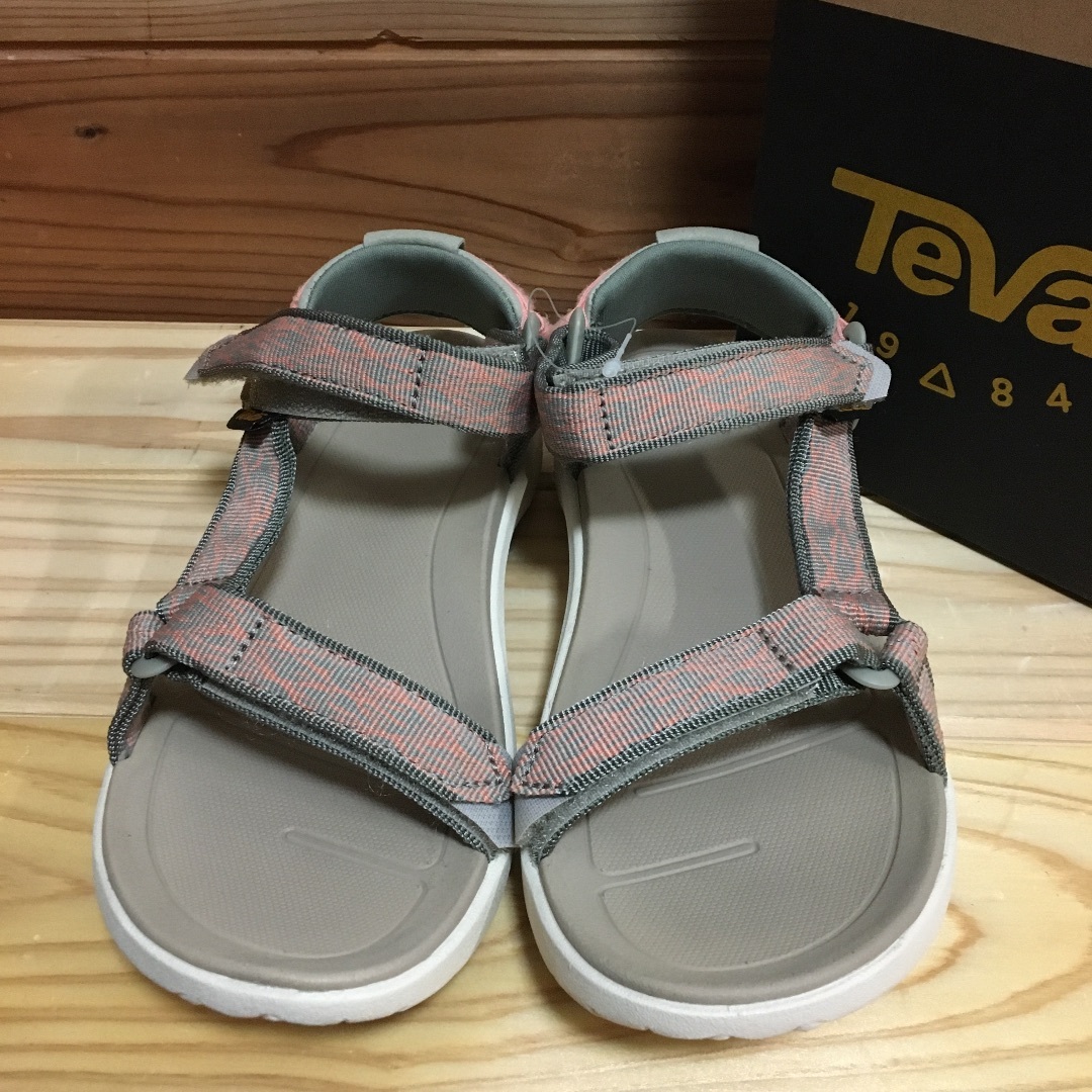 Teva(テバ)の24 TEVA テバ Sanborn Universal レディース サンダル レディースの靴/シューズ(サンダル)の商品写真