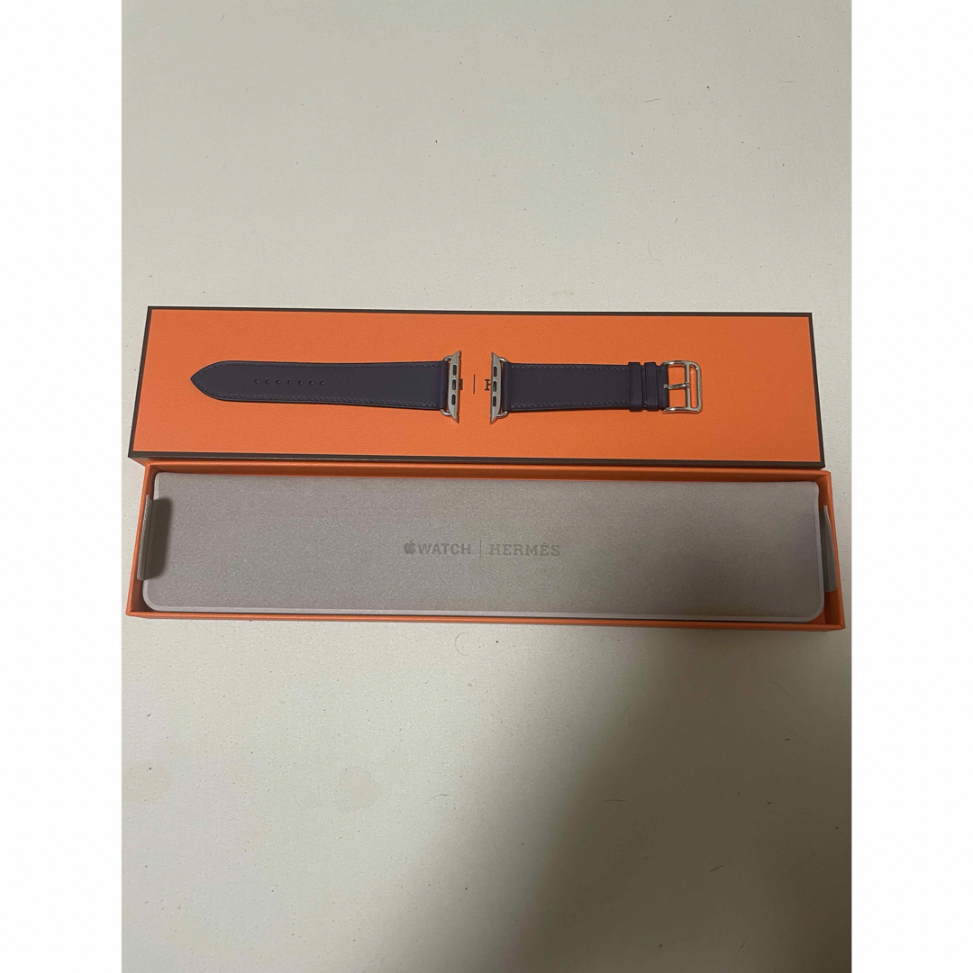 Hermes(エルメス)の新品未使用 Apple Watch HERMESエルメス レザーベルト ネイビー メンズの時計(レザーベルト)の商品写真