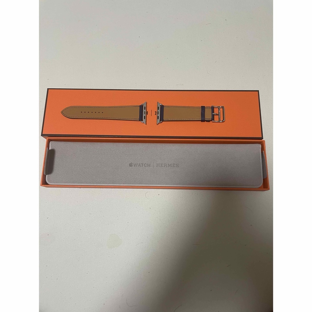 Hermes(エルメス)の新品未使用 Apple Watch HERMESエルメス レザーベルト ネイビー メンズの時計(レザーベルト)の商品写真