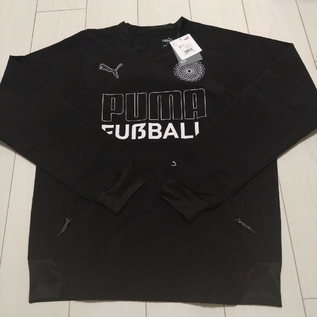 PUMA(プーマ)の【新品未使用】PUMA FUSSBALL フットサル タグ付き スポーツ/アウトドアのサッカー/フットサル(ウェア)の商品写真