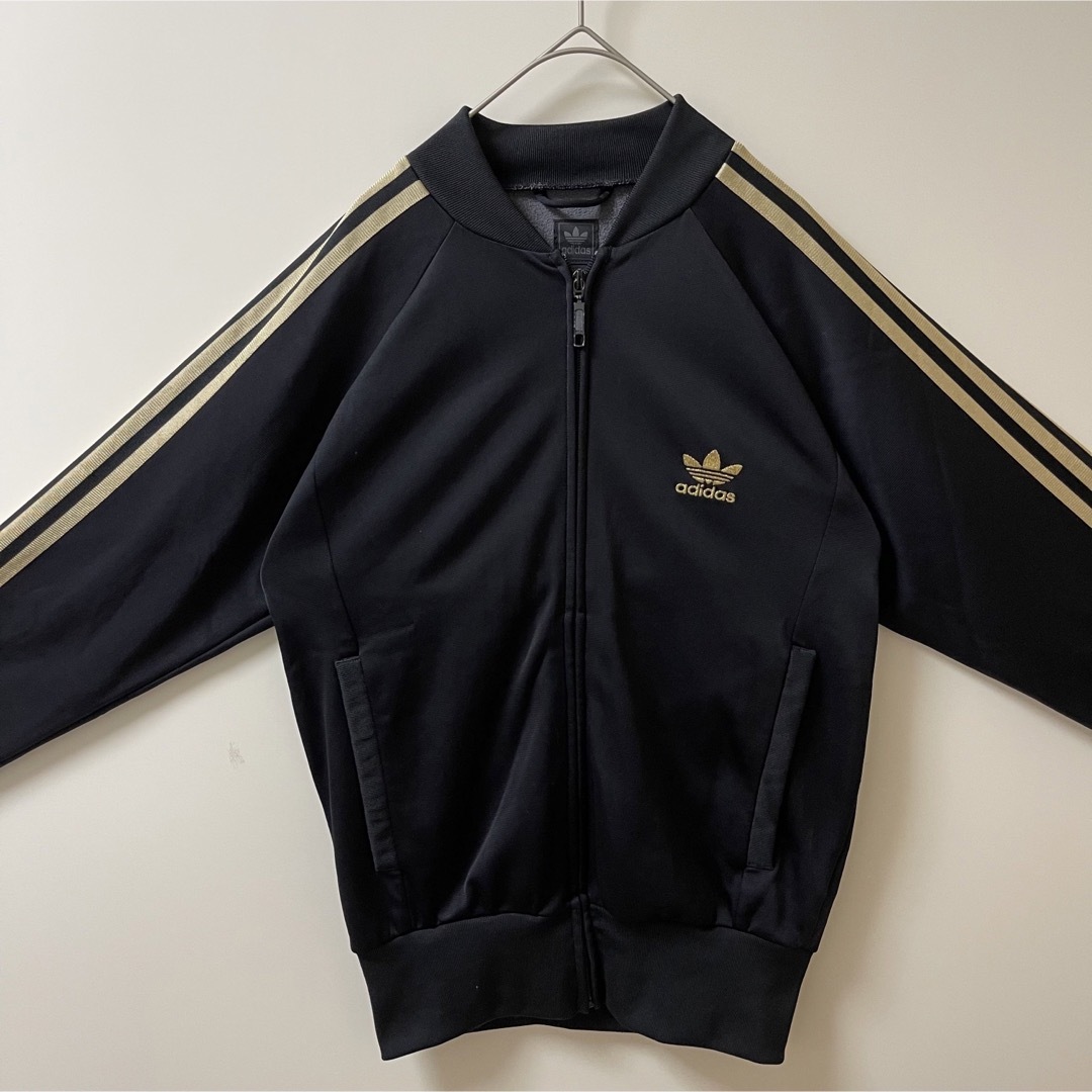 L90s】アディダス刺繍トラックジャケット古着ジャージビンテージ金トフォイル L90s】アディダス刺繍トラックジャケット古着ジャージビンテージ金トフォイル