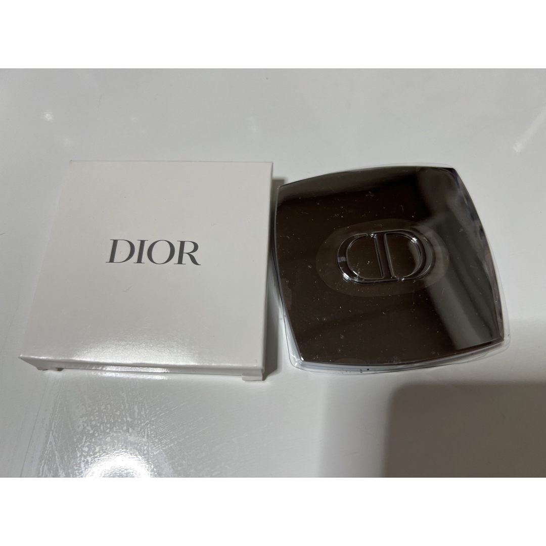 Dior(ディオール)のディオール　ノベルティ　ミラー コスメ/美容のメイク道具/ケアグッズ(その他)の商品写真