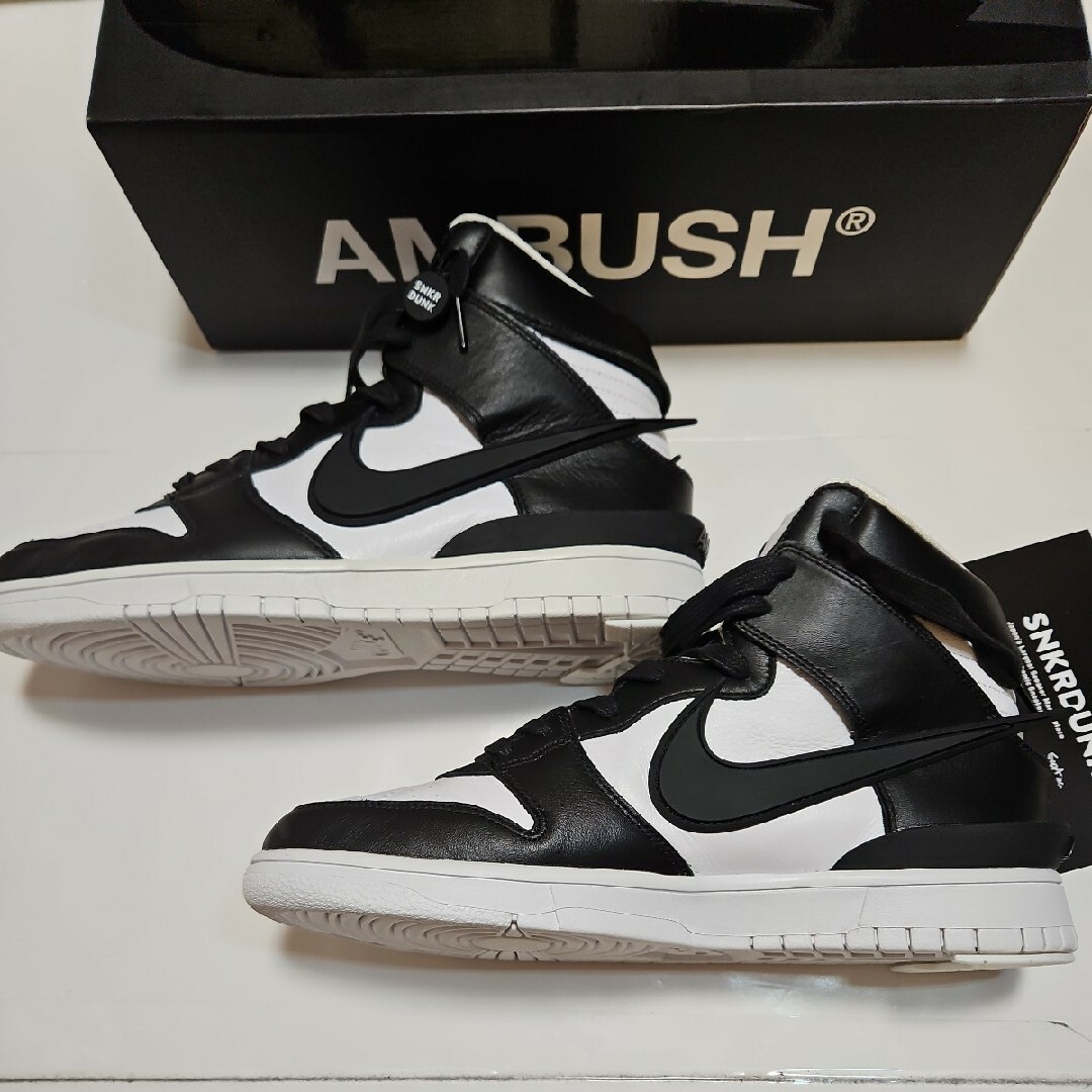 NIKE(ナイキ)のAMBUSH×NIKE DUNK HIGH BLACK 28.5cm メンズの靴/シューズ(スニーカー)の商品写真