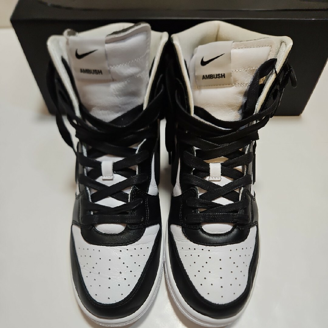 NIKE(ナイキ)のAMBUSH×NIKE DUNK HIGH BLACK 28.5cm メンズの靴/シューズ(スニーカー)の商品写真