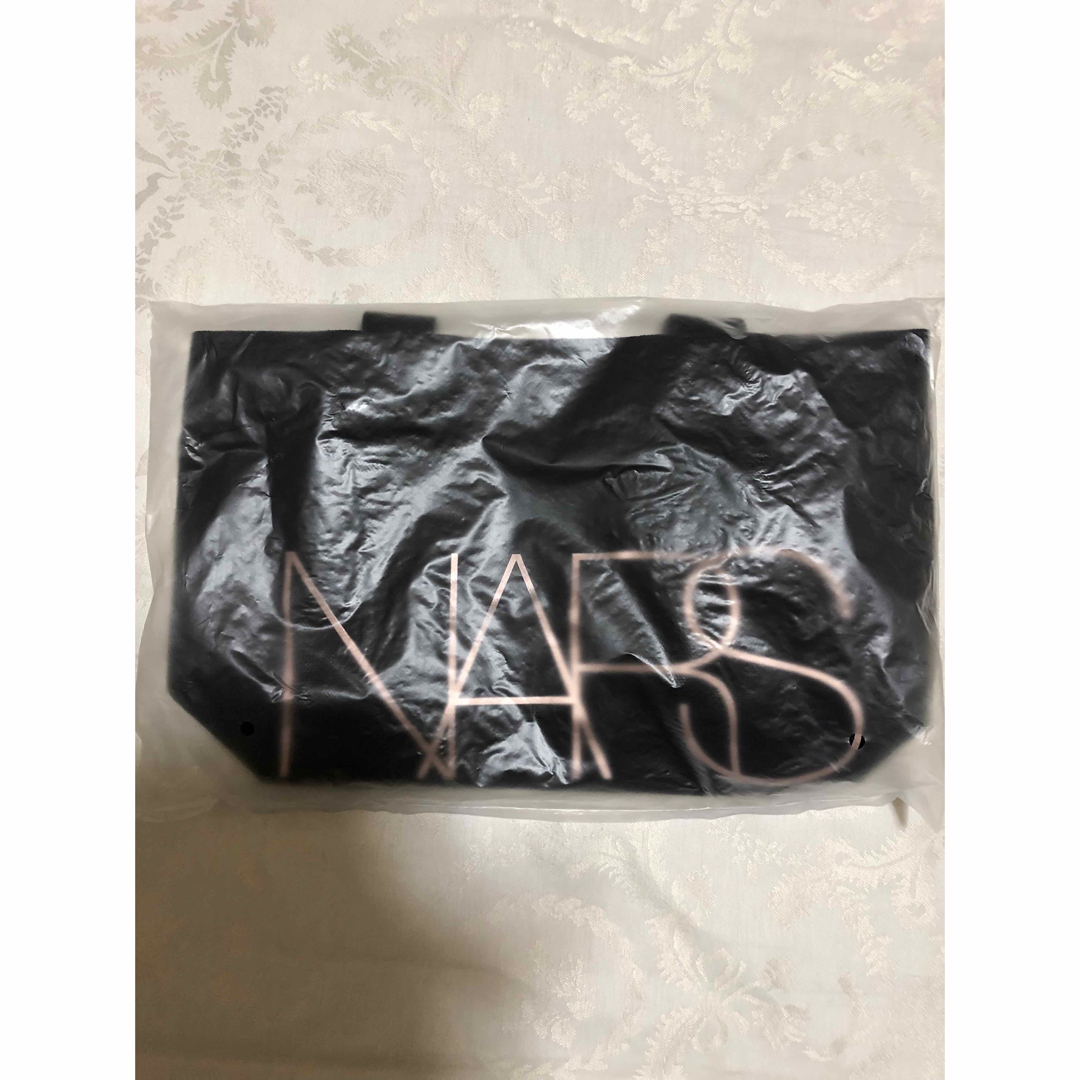 NARS(ナーズ)のナーズ  トートバッグ　ノベルティ　新品未使用 レディースのバッグ(トートバッグ)の商品写真